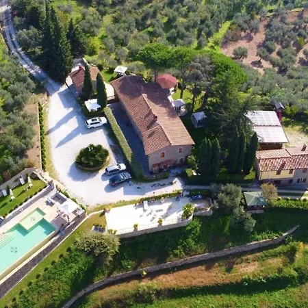Фермерский дом Borgo Dei Gigli Лампореккьо