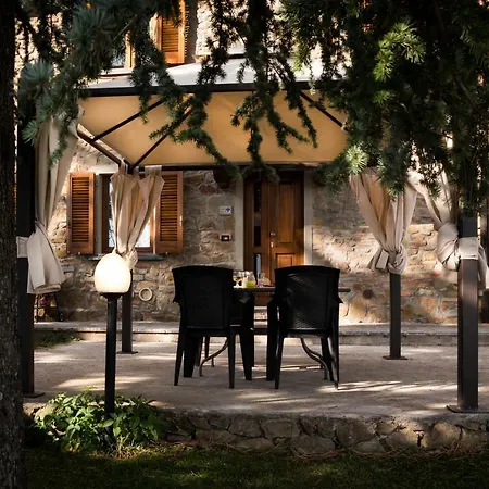 Borgo Dei Gigli Фермерский дом *